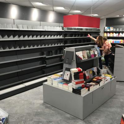 Table librairie - Agencement Morzine 74