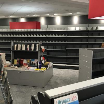 Mobilier et table librairie - Agencement Morzine 74