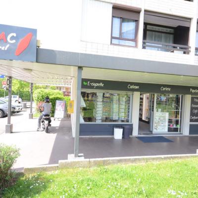 Enseigne du magasin - Agencement Meythet 74