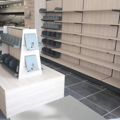 Mobilier et table librairie vue 1 - Agencement Ajaccio 20