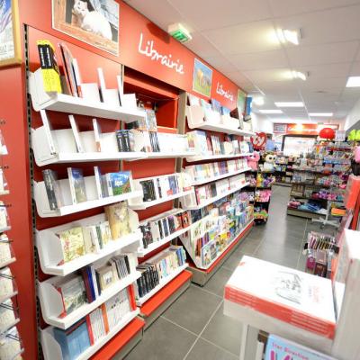 Mobilier librairie - Maison de la presse La Clusaz 74